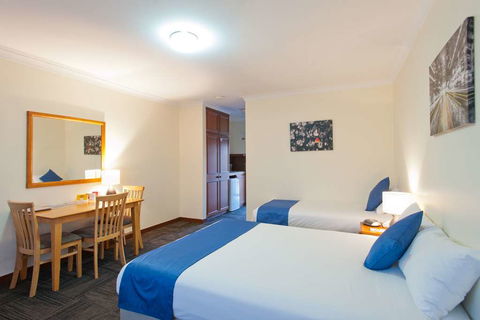 Admiral Motel Bunbury - Holiday Cairns 0