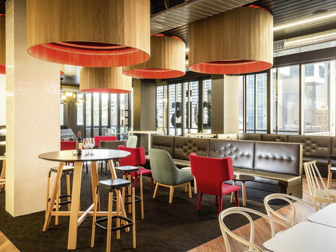 Ibis Adelaide - Holiday Cairns 2