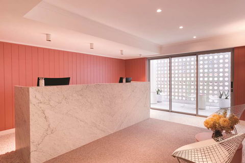 Adina Apartment Hotel Chippendale - Holiday Cairns 2
