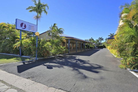 Smart Motels Bert Hinkler - Holiday Cairns 0