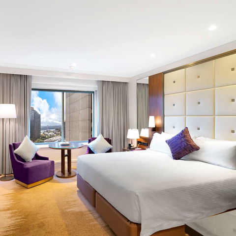 Amora Hotel Jamison Sydney - Holiday Cairns 2