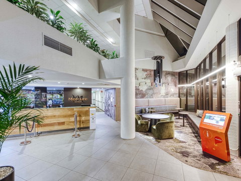 Mercure Penrith - Holiday Cairns 2