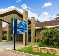 Comfort Inn - Holiday Cairns