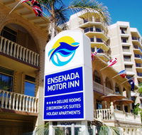 Ensenada Motor Inn - Holiday Cairns