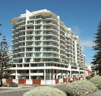 Oaks Liberty Towers - Holiday Cairns