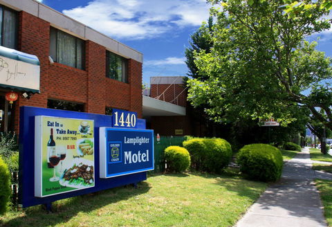 Lamplighter Motel - Holiday Cairns 0