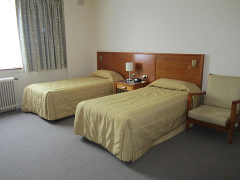 University House - ANU - Holiday Cairns 29