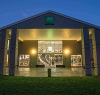 ibis Styles Canberra - Holiday Cairns