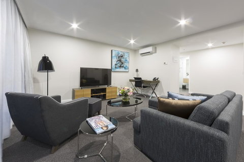 Avenue Hotel Canberra - Holiday Cairns 33