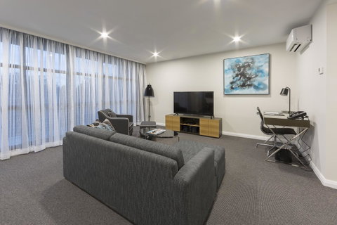 Avenue Hotel Canberra - Holiday Cairns 27