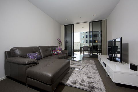 Manhattan 303 Canberra City ACT - Holiday Cairns 33