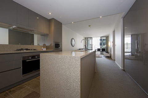 Manhattan 303 Canberra City ACT - Holiday Cairns 27