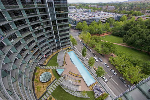 Manhattan 303 Canberra City ACT - Holiday Cairns 8