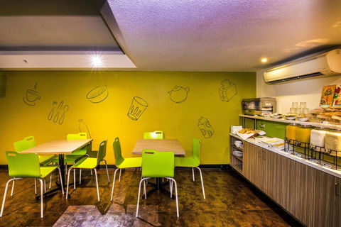 Ibis Budget Canberra - Holiday Cairns 11