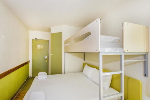 Ibis Budget Canberra - Holiday Cairns 13