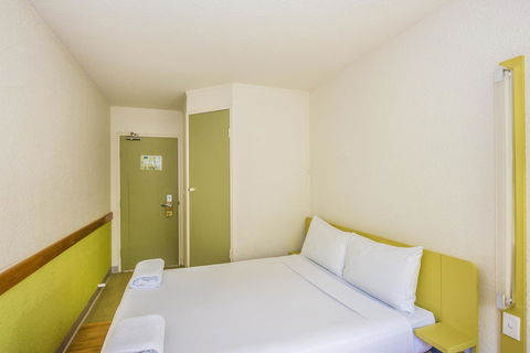 Ibis Budget Canberra - Holiday Cairns 3