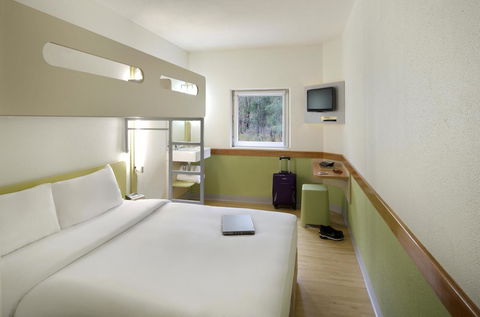 Ibis Budget Canberra - Holiday Cairns 4