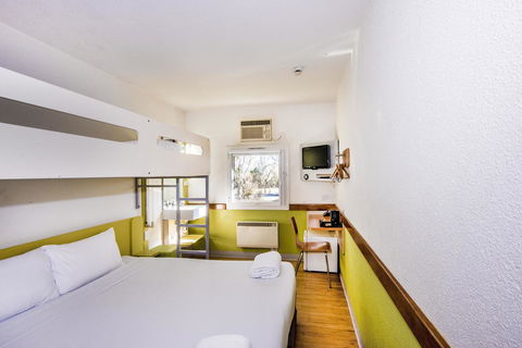 Ibis Budget Canberra - Holiday Cairns 17