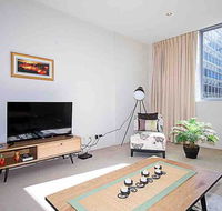 Spacious 1BR Stylish New Acton Apartment Parking - Holiday Cairns