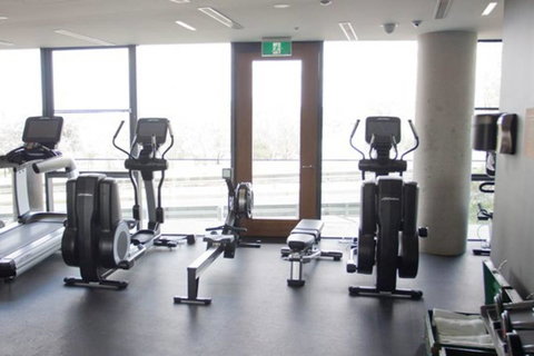 Canberra Luxury Apartment 3 - Holiday Cairns 25