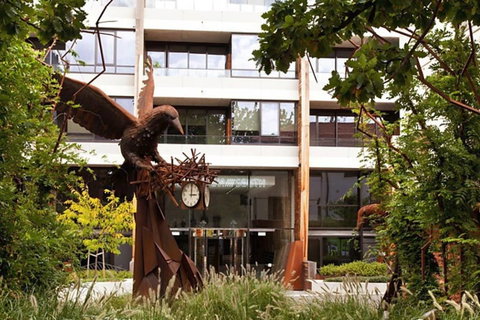 Canberra Luxury Apartment 3 - Holiday Cairns 30