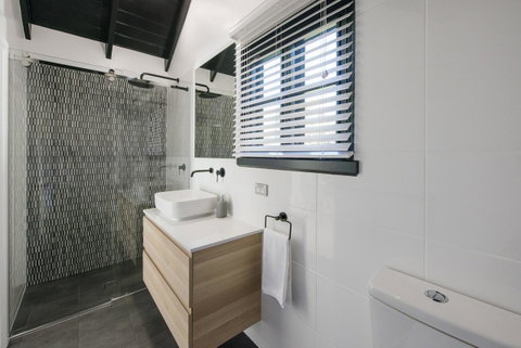 Beach Huts Middleton - Holiday Cairns 20