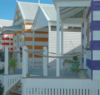 Beach Huts Middleton - Holiday Cairns