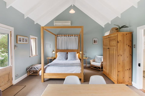 Beach Huts Middleton - Holiday Cairns 44