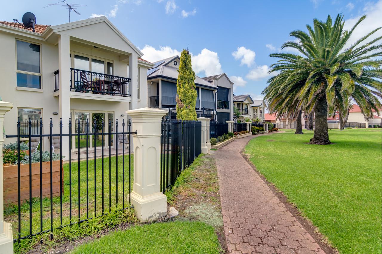 Ridgehaven SA Holiday Cairns