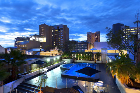 Hotel Grand Chancellor Adelaide - Holiday Cairns 20