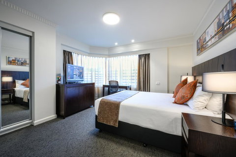 Hotel Grand Chancellor Adelaide - Holiday Cairns 6