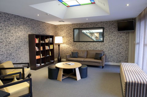 BreakFree Adelaide - Holiday Cairns 10