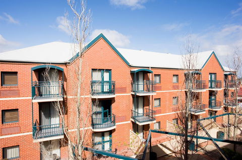 BreakFree Adelaide - Holiday Cairns 11