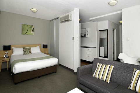 BreakFree Adelaide - Holiday Cairns 15