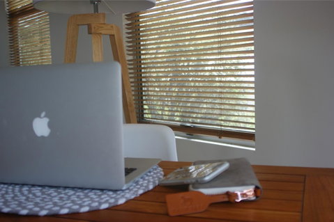 S T U D I O 22 Peaceful Retreat With Garden Views - Holiday Cairns 14