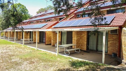 Windsor Terrace Motel - Holiday Cairns 16