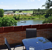 Windsor Terrace Motel - Holiday Cairns