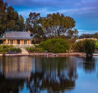 Stonewell Cottages and Vineyards - Holiday Cairns