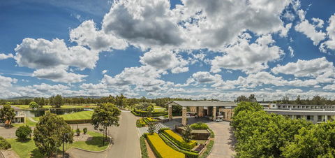 Rydges Resort Hunter Valley - Holiday Cairns 8