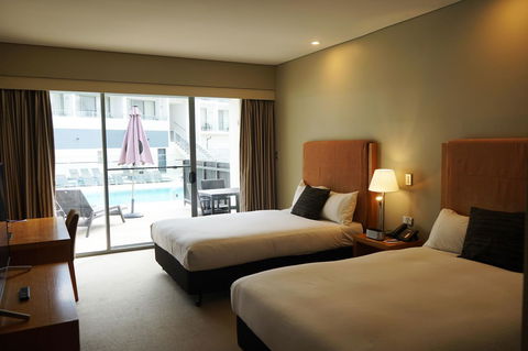 Rydges Resort Hunter Valley - Holiday Cairns 2