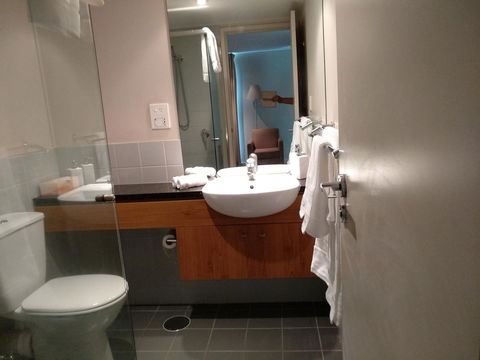 JABCA Apartments - Holiday Cairns 19