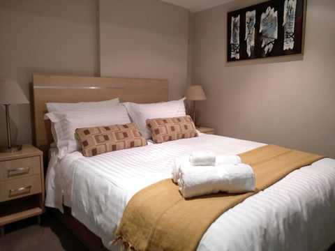 JABCA Apartments - Holiday Cairns 13