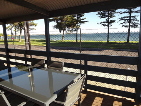Ceduna Foreshore Caravan Park - Holiday Cairns 34