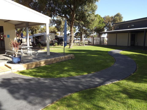 Ceduna Foreshore Caravan Park - Holiday Cairns 33