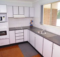 Bellhaven 1 17 Willow Street - Holiday Cairns