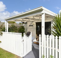 Wintergarden Beach Cabin - Holiday Cairns