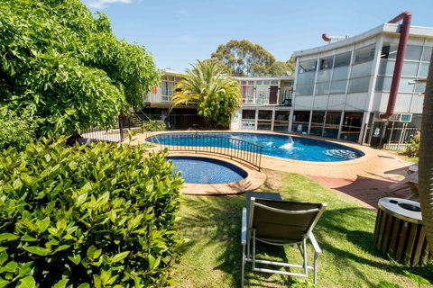 Jacksons Motor Inn - Holiday Cairns 2