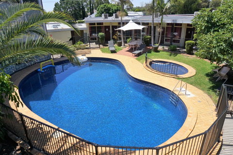 Jacksons Motor Inn - Holiday Cairns 0