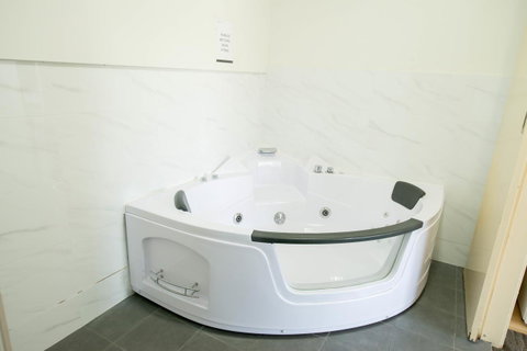Jacksons Motor Inn - Holiday Cairns 31