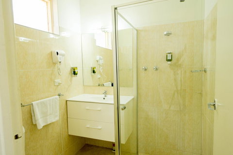 Jacksons Motor Inn - Holiday Cairns 22